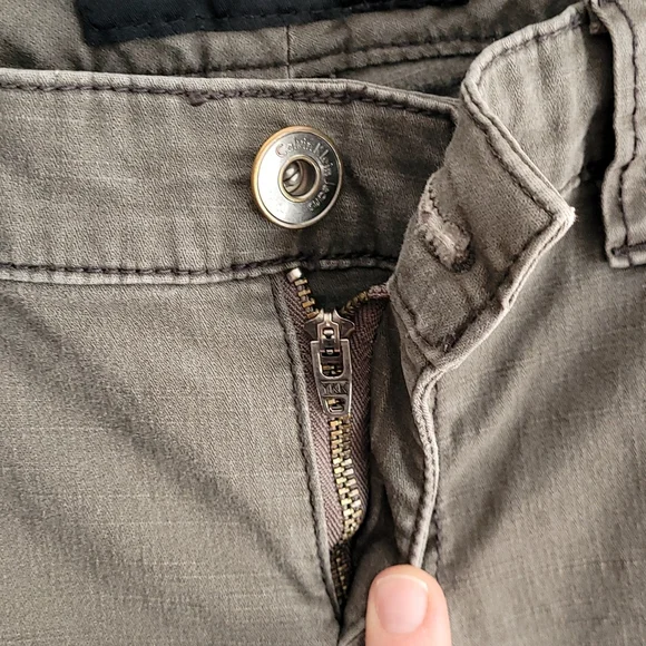 Safari Inspired Calvin Klein Straigh Leg Khaki Green/Brown Jeans - Size 8 - Picture 3 of 7